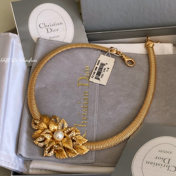 Authentic Dior statement necklace - Picture 5 of 15